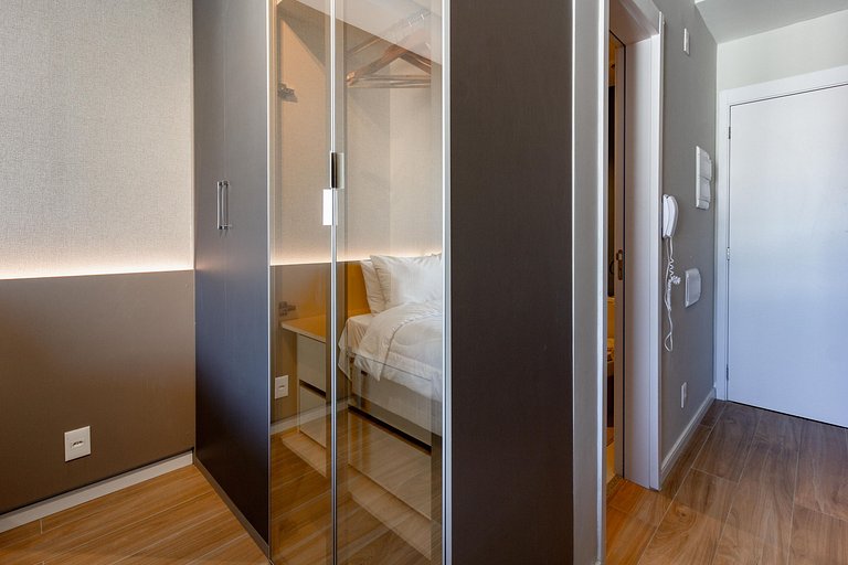Apt superior c/ cama queen e WI-FI em Moema