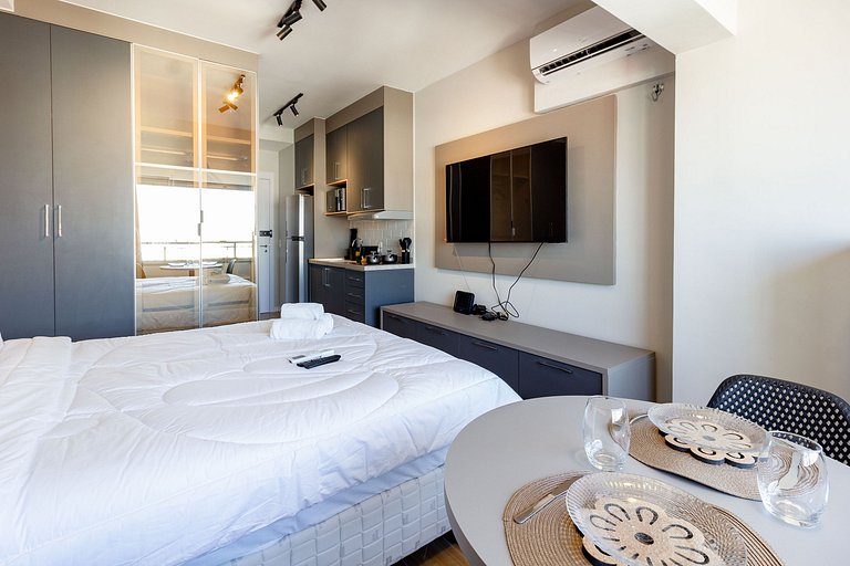 Apt superior c/ cama queen e WI-FI em Moema