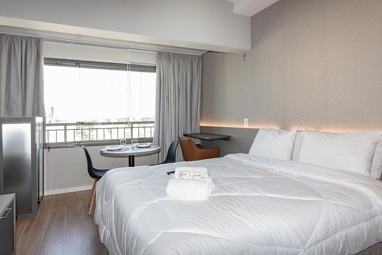 Apt superior c/ cama queen e WI-FI em Moema