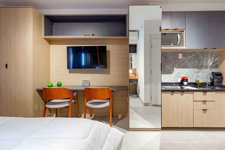 Apto completo c/ cama queen próximo da Paulista