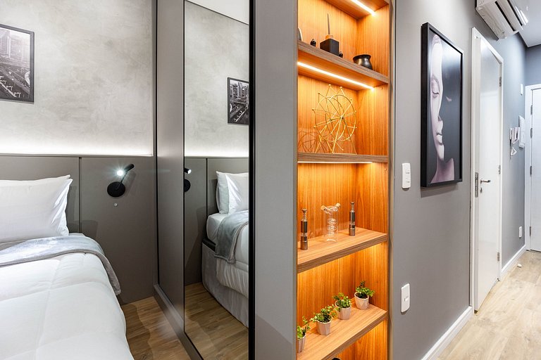 Apto charmoso e completo c/ cama queen e WI-FI