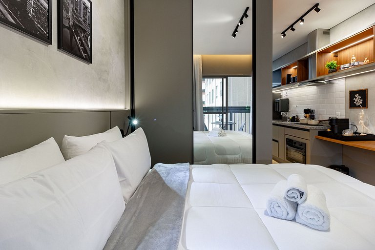Apto charmoso e completo c/ cama queen e WI-FI
