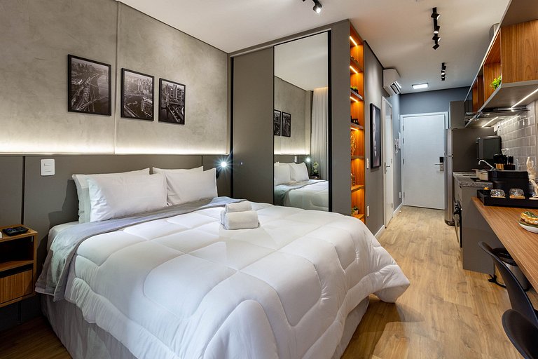 Apto charmoso e completo c/ cama queen e WI-FI