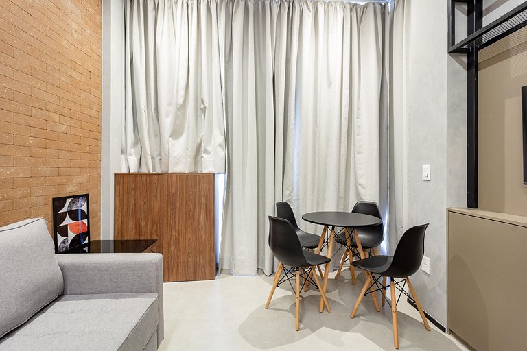 Luxo: Apto alto padrão em Moema