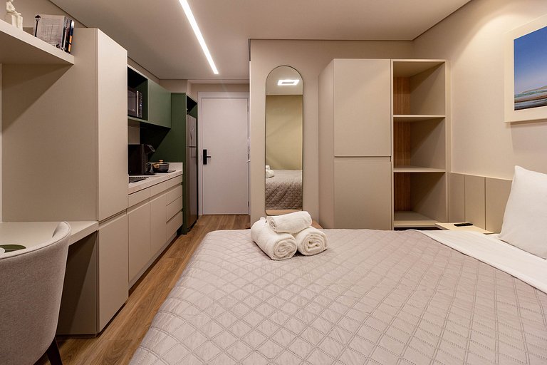 Cama queen e conforto: Apto c/ varanda em Moema