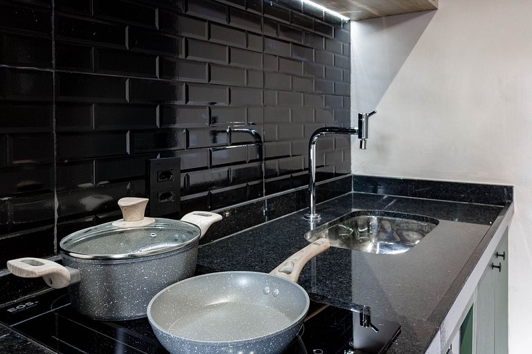 Encanto e luxo: Apt c/ varanda próximo da Paulista
