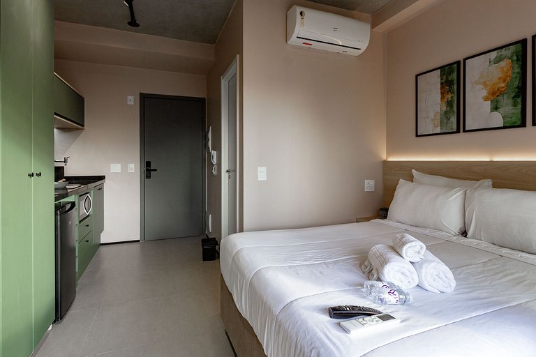 Encanto e luxo: Apt c/ varanda próximo da Paulista