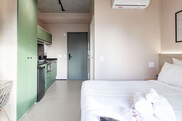 Encanto e luxo: Apt c/ varanda próximo da Paulista