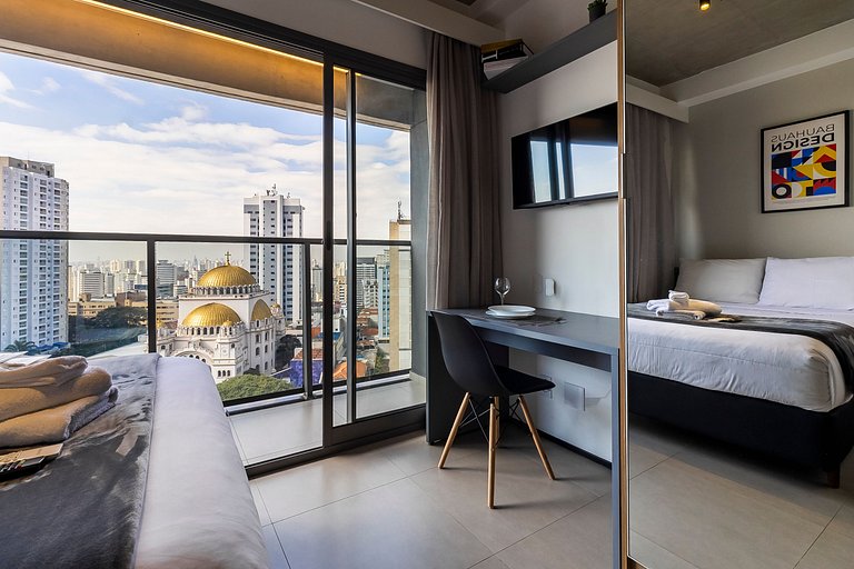 Apto de Luxo na Paulista: Vista dos Sonhos de SP!