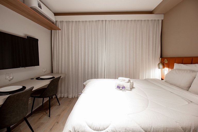 Elegância e conforto: Apt c/ cama queen em Moema