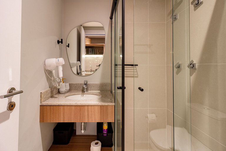 Elegância e conforto: Apt c/ cama queen em Moema