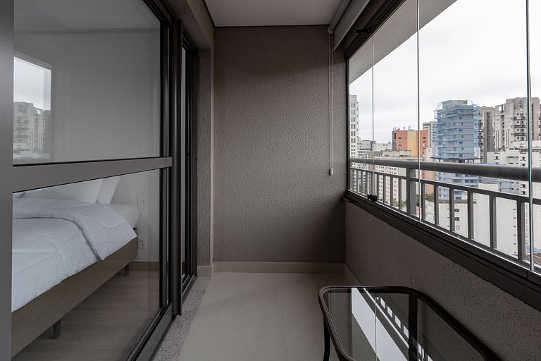 Conforto: Apto c/ cama queen em Moema