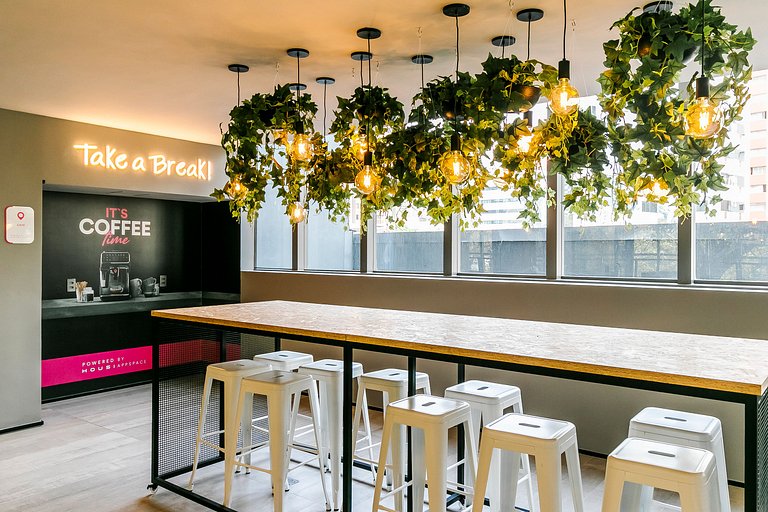 Apto garden c/ varanda próximo ao metrô Paraíso
