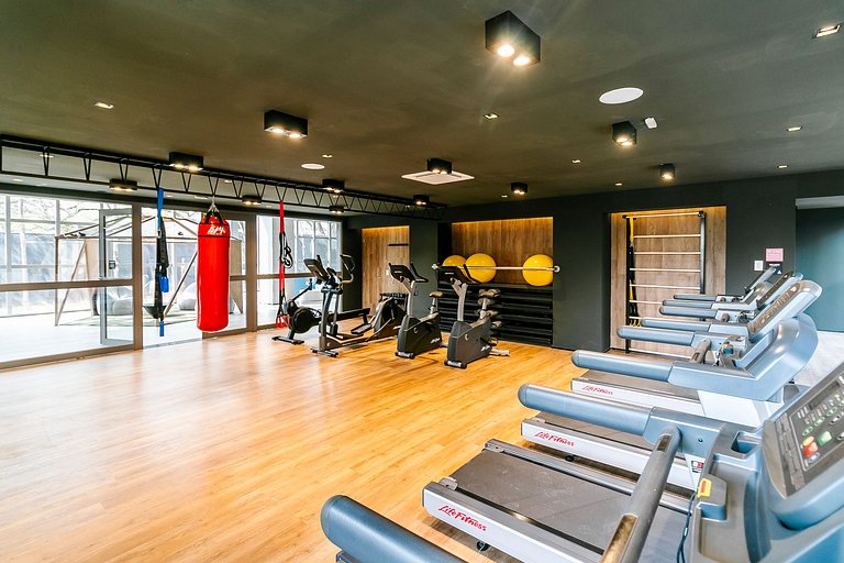 Apto elegante c/ cama queen na Paulista