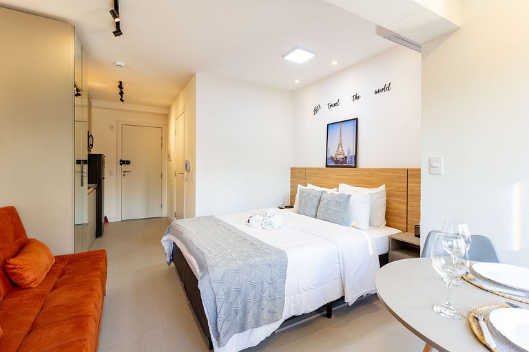 Conforto e luxo: Apt completo c/ cama queen e WIFI