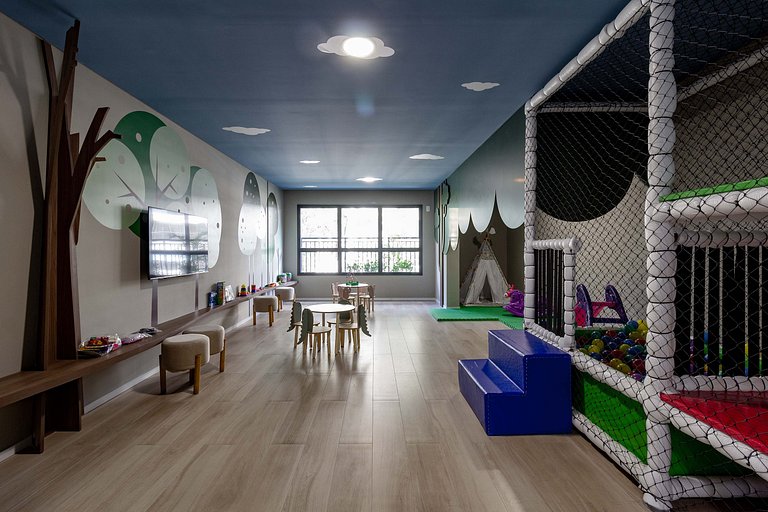 Apto completo com cama queen-size