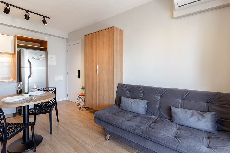 Apartamento amplo e elegante em Moema