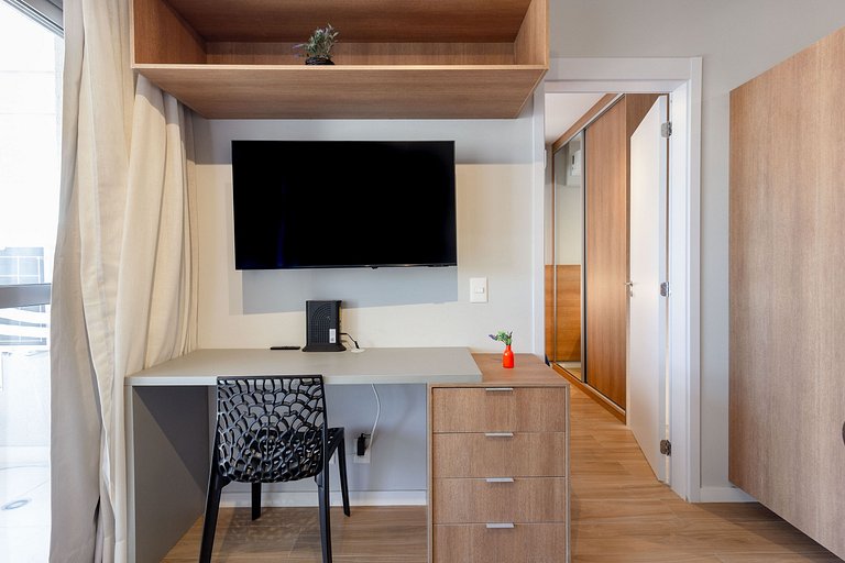 Apartamento amplo e elegante em Moema
