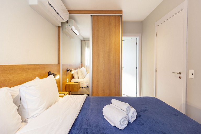 Apartamento amplo e elegante em Moema