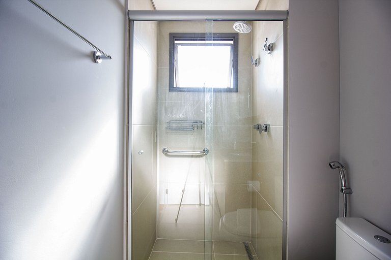 Apartamento amplo e elegante em Moema