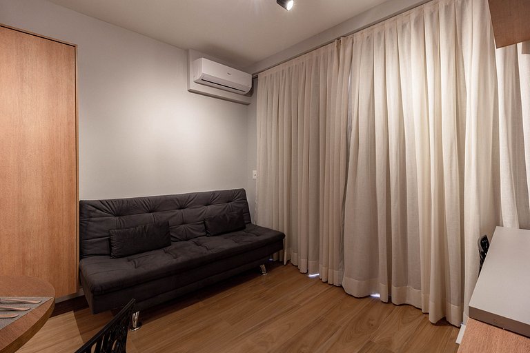 Apartamento amplo e elegante em Moema