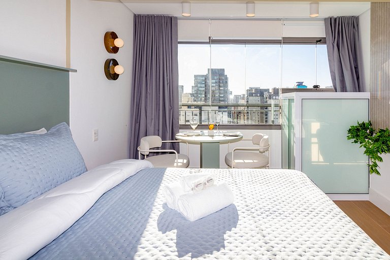 Apto luxo na melhor localização de Moema