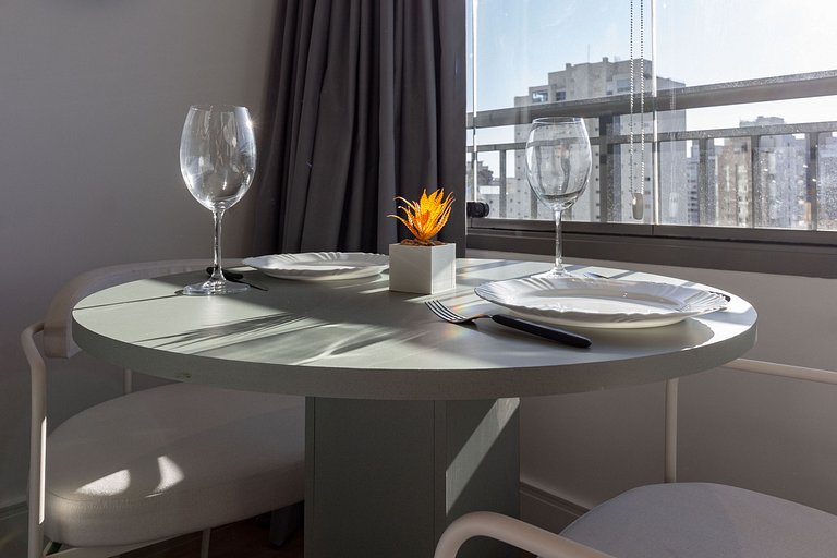 Apto luxo na melhor localização de Moema