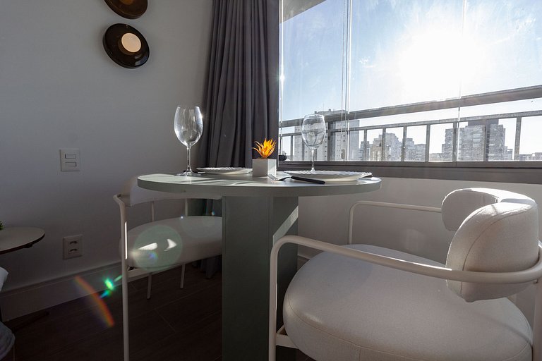 Apto luxo na melhor localização de Moema