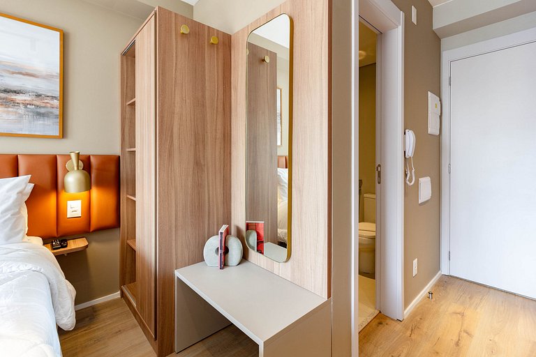 Apto superior com varanda em Moema