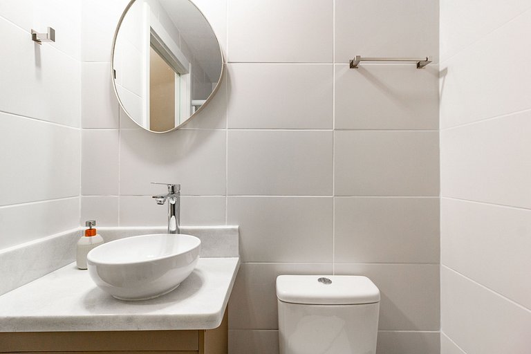 Encanto e conforto: Apto completo c/ varanda