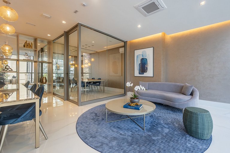 Apartamento com varanda e vista para São Paulo