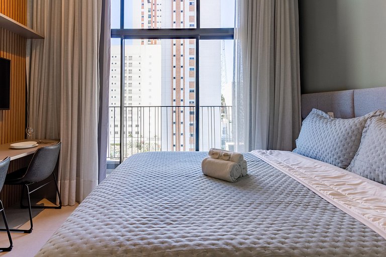 Luxo e conforto em Pinheiros com cama Queen