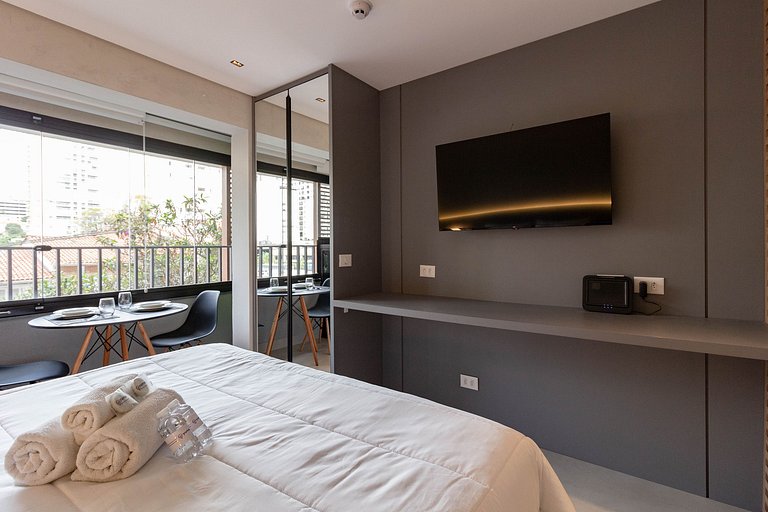 Lar aconchegante c/ cama queen em Perdizes