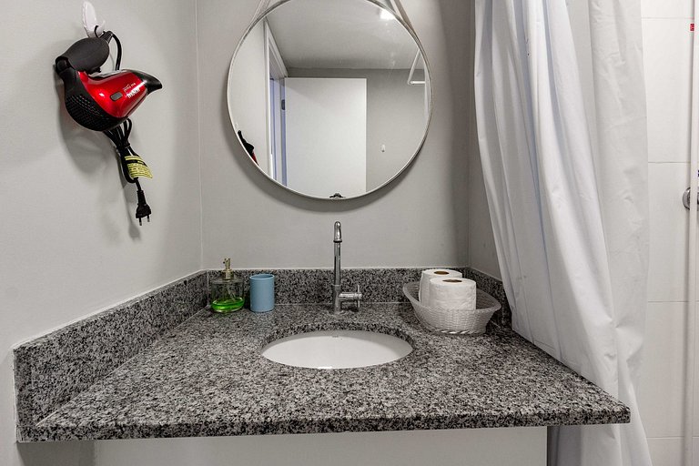Studio em Pinheiros c/ Sauna e Varanda