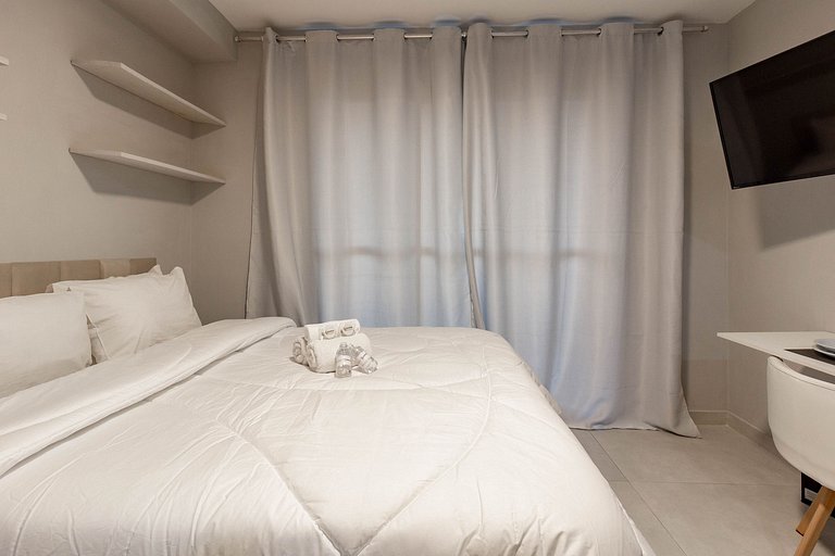 Studio em Pinheiros c/ Sauna e Varanda