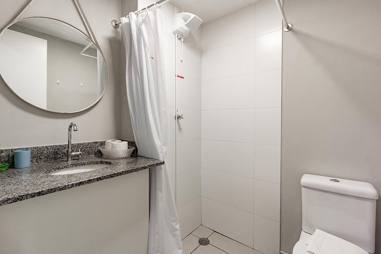 Studio em Pinheiros c/ Sauna e Varanda