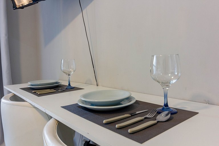 Studio em Pinheiros c/ Sauna e Varanda