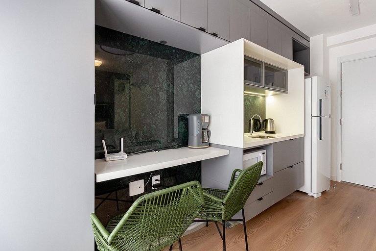 Luxo e charme: Seu apto completo em Moema