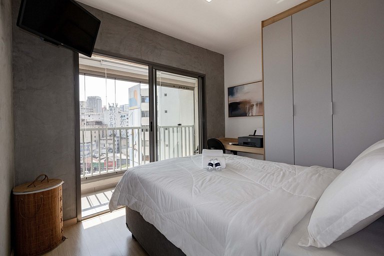 Apto Sofisticado e aconchegante na Faria Lima