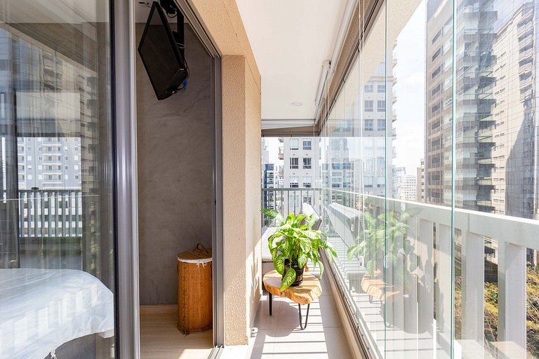 Apto Sofisticado e aconchegante na Faria Lima