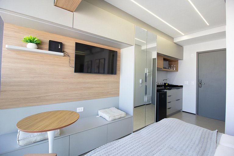 Apto elegante em andar alto próx da Paulista