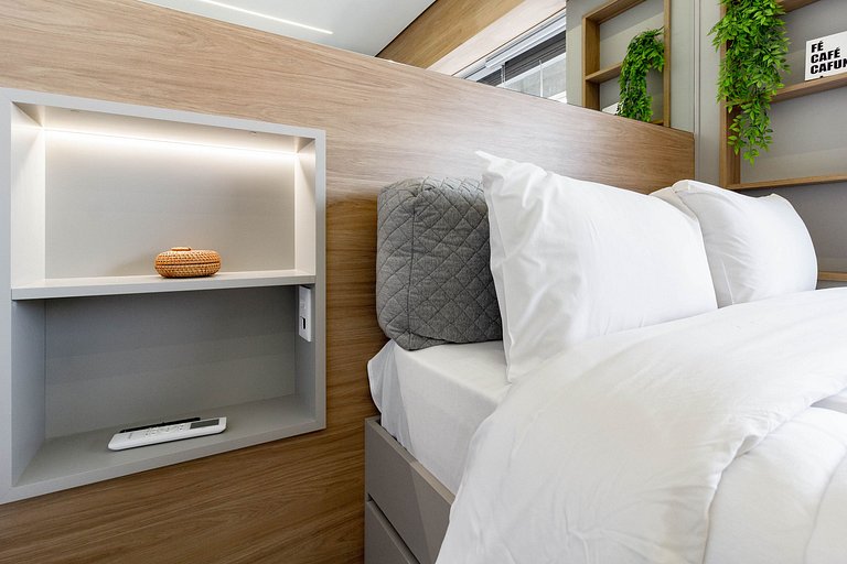 Apto elegante em andar alto próx da Paulista