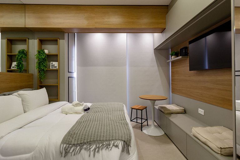 Apto elegante em andar alto próx da Paulista