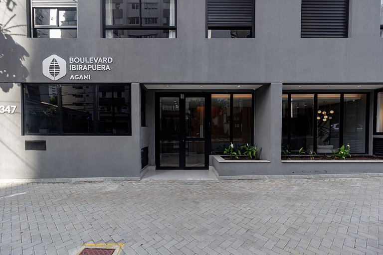 Apto 2 Quartos em Moema c/ Piscina e Coworking