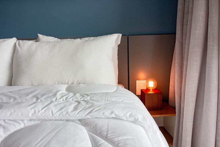 Luxo em Moema: Apto completo com varanda