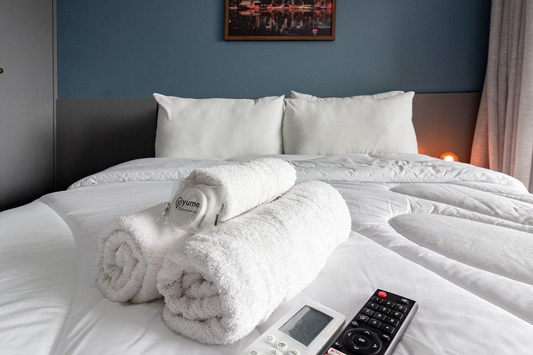 Luxo em Moema: Apto completo com varanda