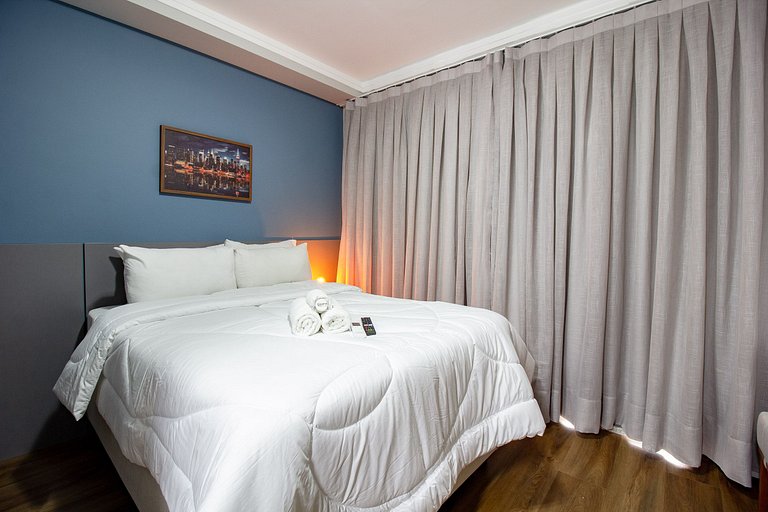 Luxo em Moema: Apto completo com varanda