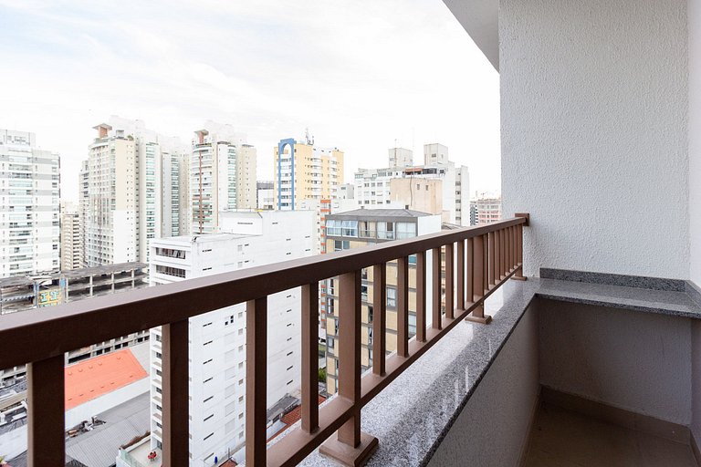 Encanto e charme | Apto completo c/ varanda