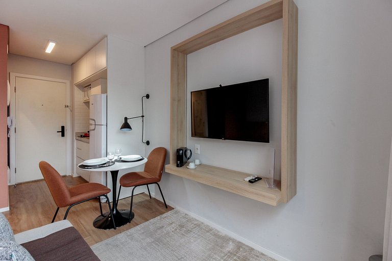Studio em Moema Próximo ao Metrô Eucaliptos e Coworking