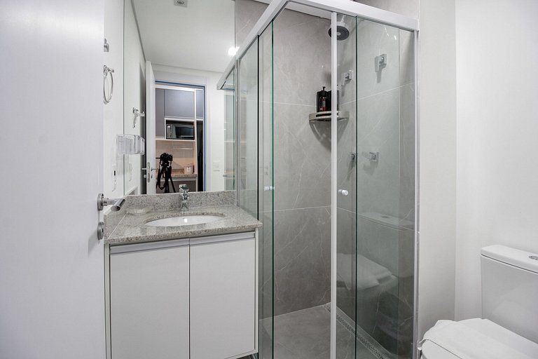 Apto completo em Moema c/ cama queen e WI-FI